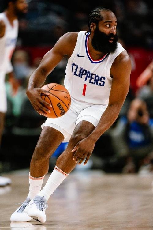 独自游荡于巨型都市！恐怖游戏《临界之城》现已发售